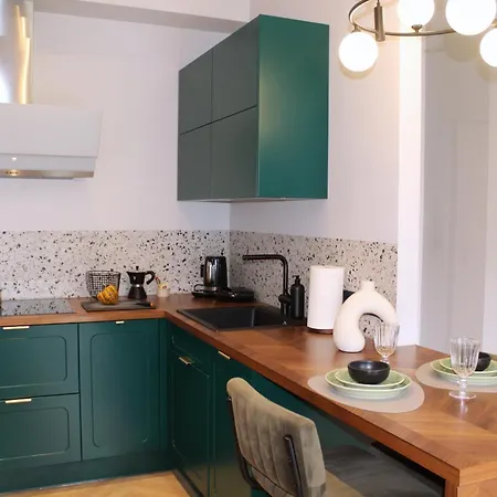 Woronicza 80 - Bezplatny Parking - Free Parking -ogrodek Appartement
